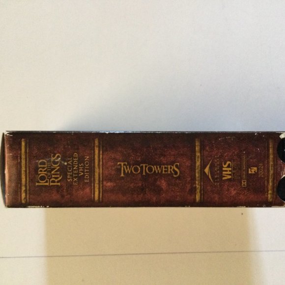 3 VHS movies Titanic, Saving Private Ryan, Lord of the rings double tapes - Picture 3 of 7